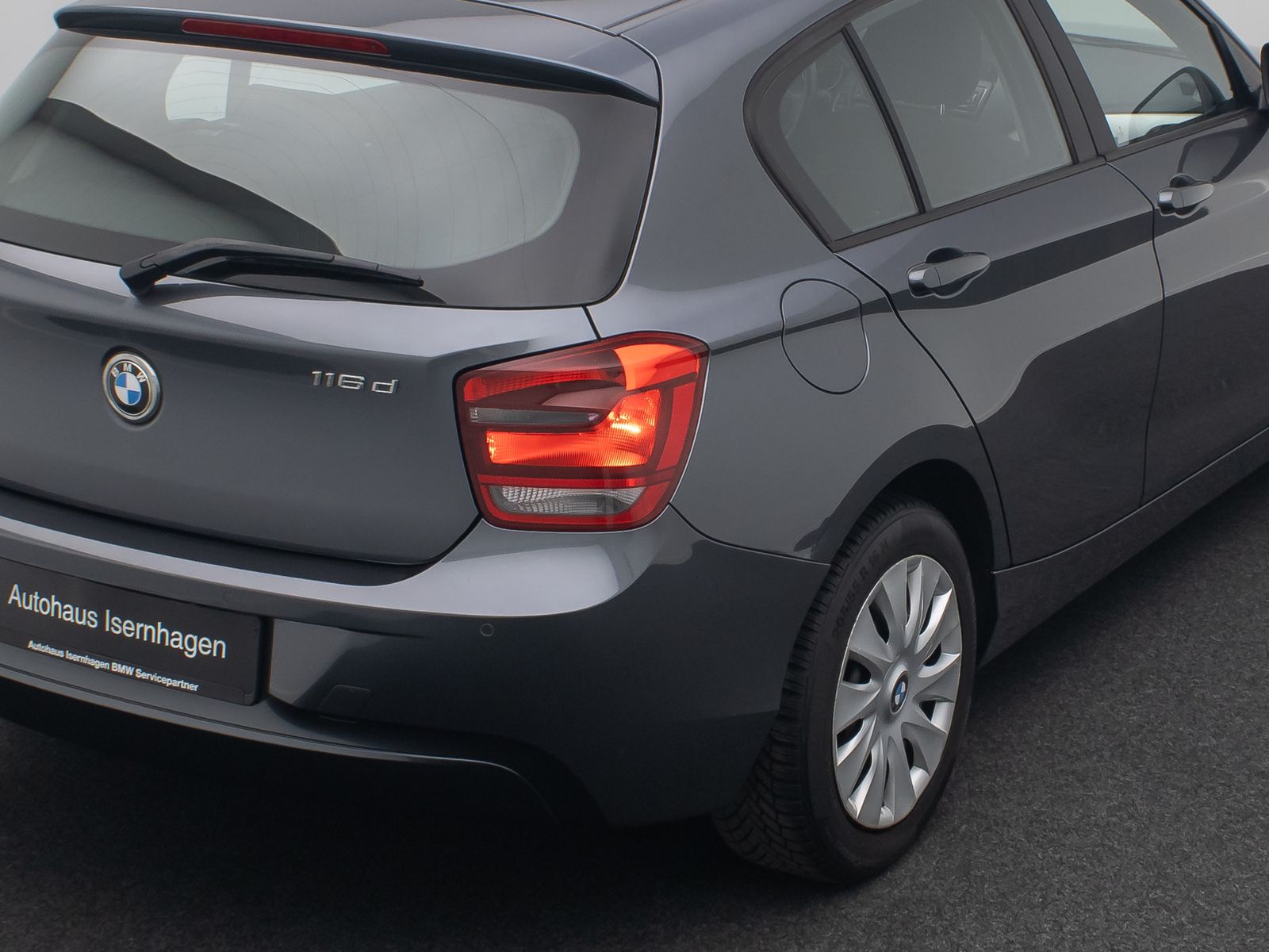 Fahrzeugabbildung BMW 116d Advantage Plus PDC Multilenkrad Sitzheizung