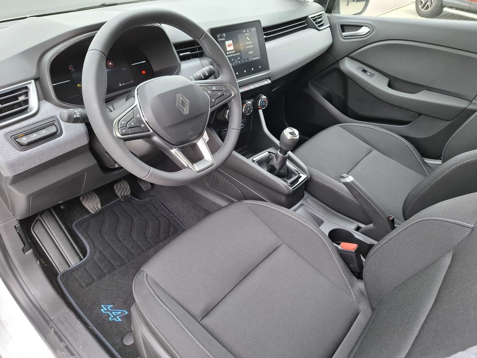 Renault Clio - Bild 17
