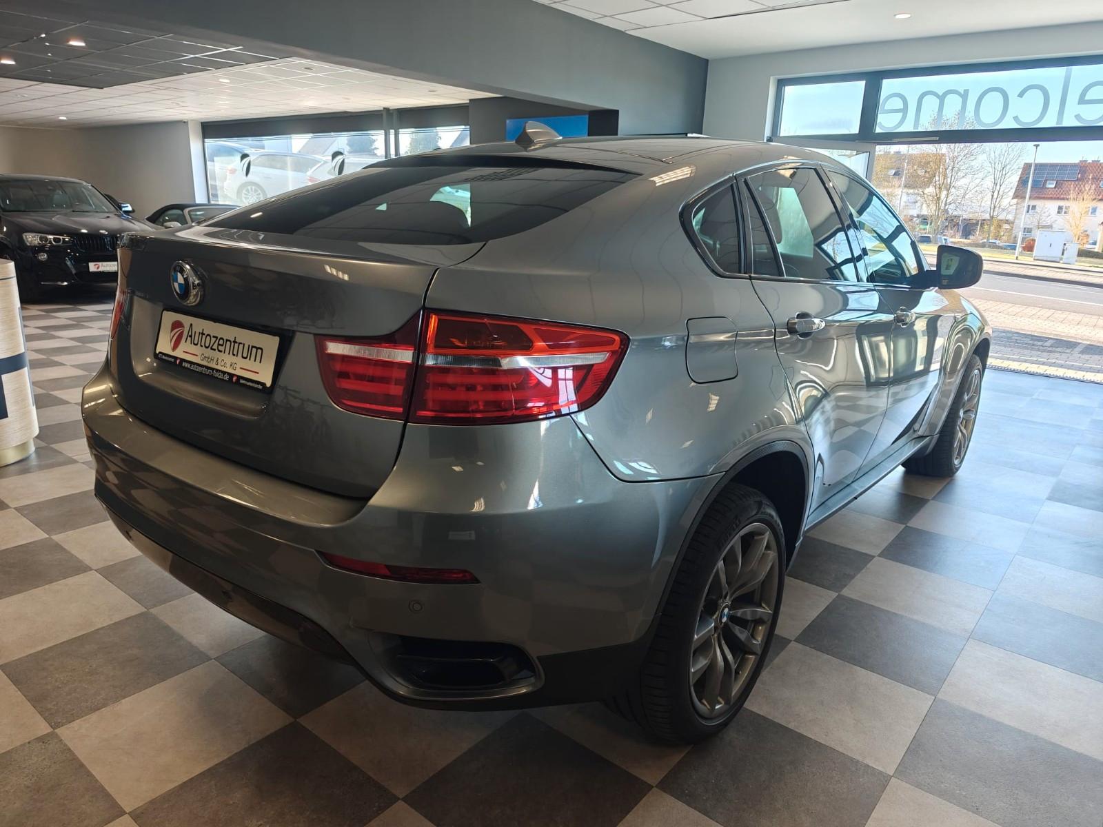 BMW X6 M50d 381 ch • Cuir Merino • Head-up • ACC Stop&Go • Caméras 360° • Toit ouvrant • Attelage