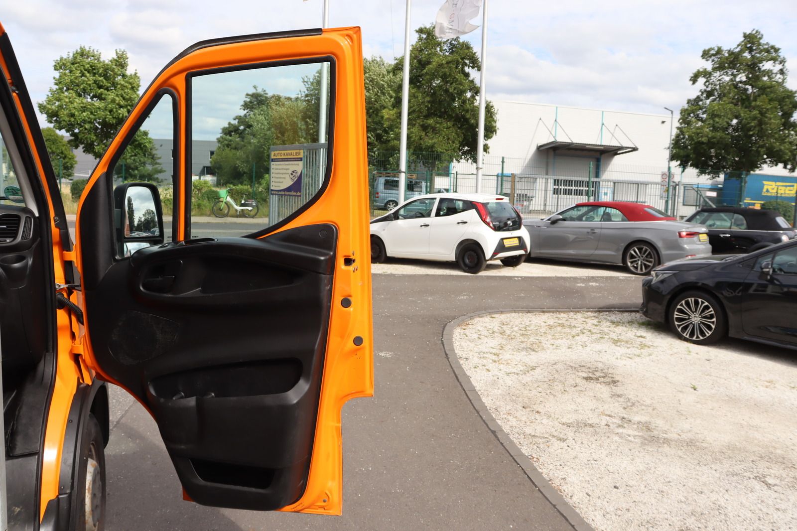 Fahrzeugabbildung Iveco Daily 35S15 3.0 D Kipper * AHK * bis 3.5t 35 150