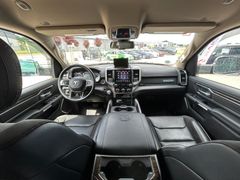 Fahrzeugabbildung Dodge RAM 1500 CrewCab Laramie 5.7L V8 AHK dt.Fzg