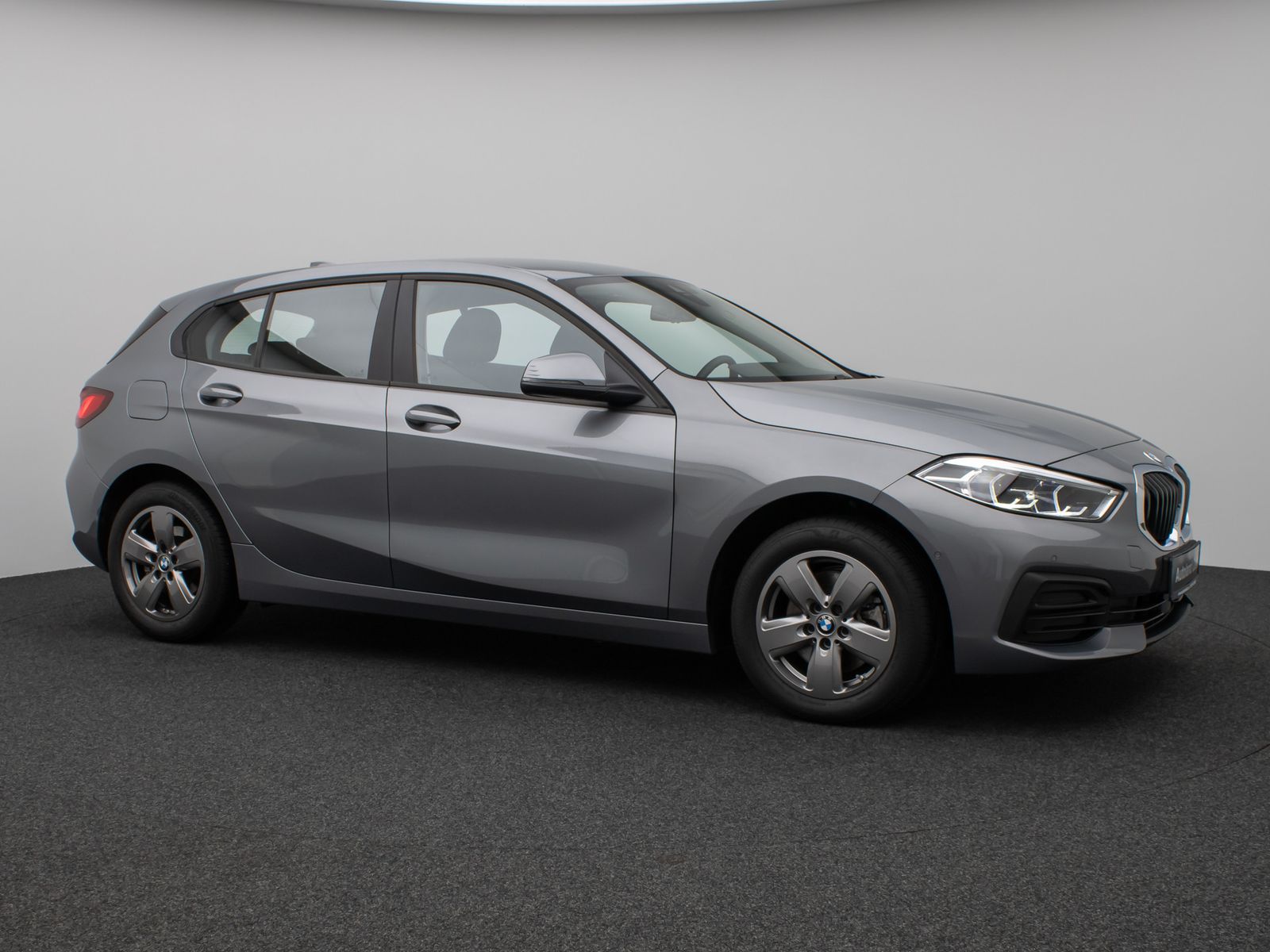 Fahrzeugabbildung BMW 118i DAB CockPitPr PDC Alarm Geschwindigkeitsreg