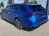 Skoda Octavia Combi 1.4 TSI DSG eHybrid RS iV ALCANTAR - Skoda Octavia RS mit Hybrid-Antrieb (Benzin/Elektro)