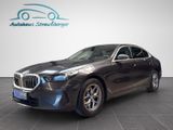 BMW 520d xDrive ACC HuD QI 4Z RFK KZU StHz Memory - BMW 520: 520d
