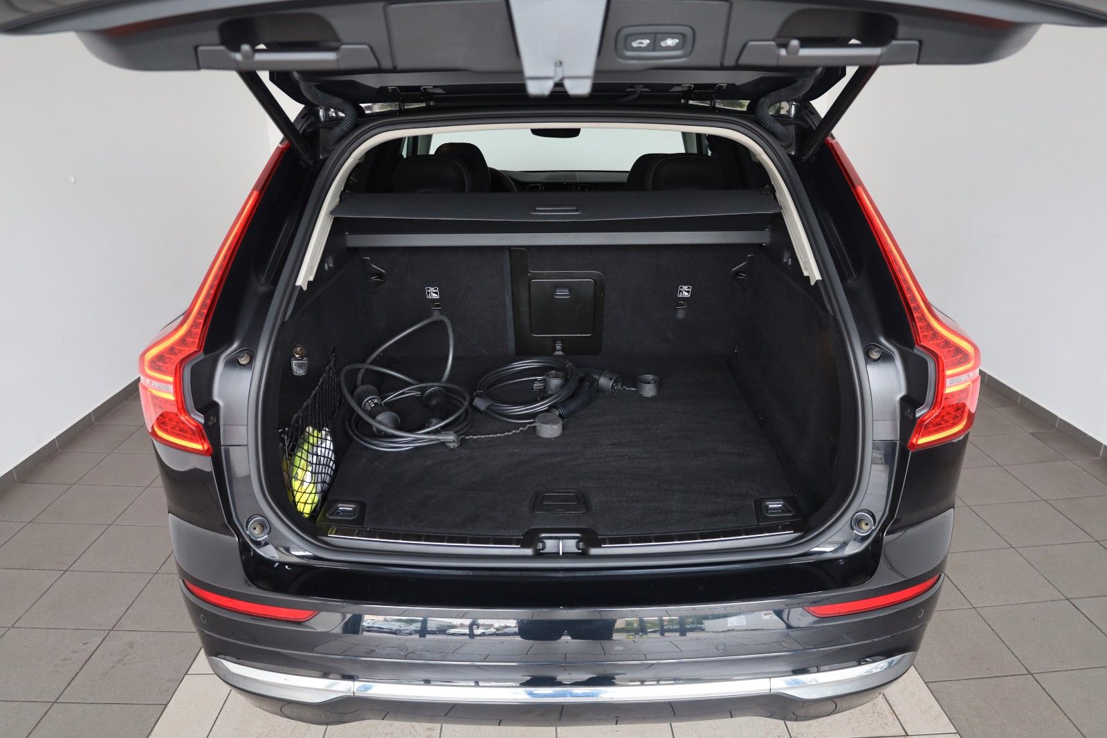 Fahrzeugabbildung Volvo XC60 Inscription,Leder,Navi,LED,SH,Kamera,H&K+WR