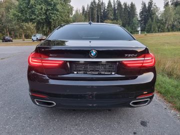 BMW 730 - 4