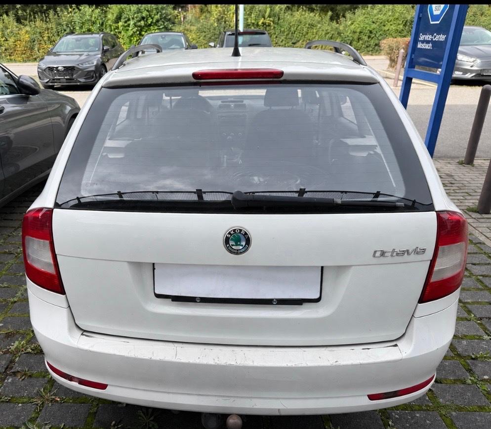 Skoda Octavia 2011 — photo 5