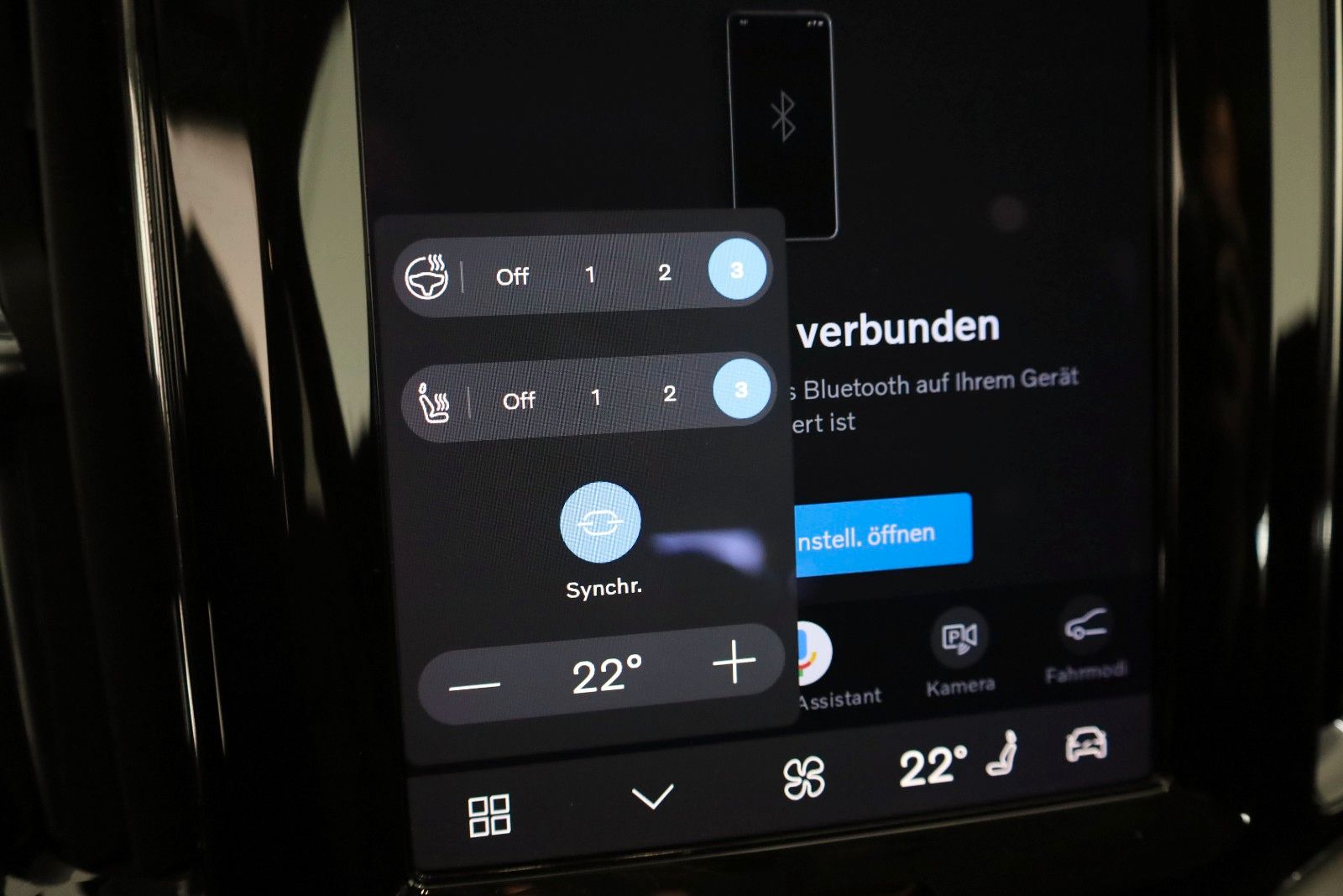 Fahrzeugabbildung Volvo XC60 T6 Recharge  AWD Leder,Navi,LED,Auto Pilot