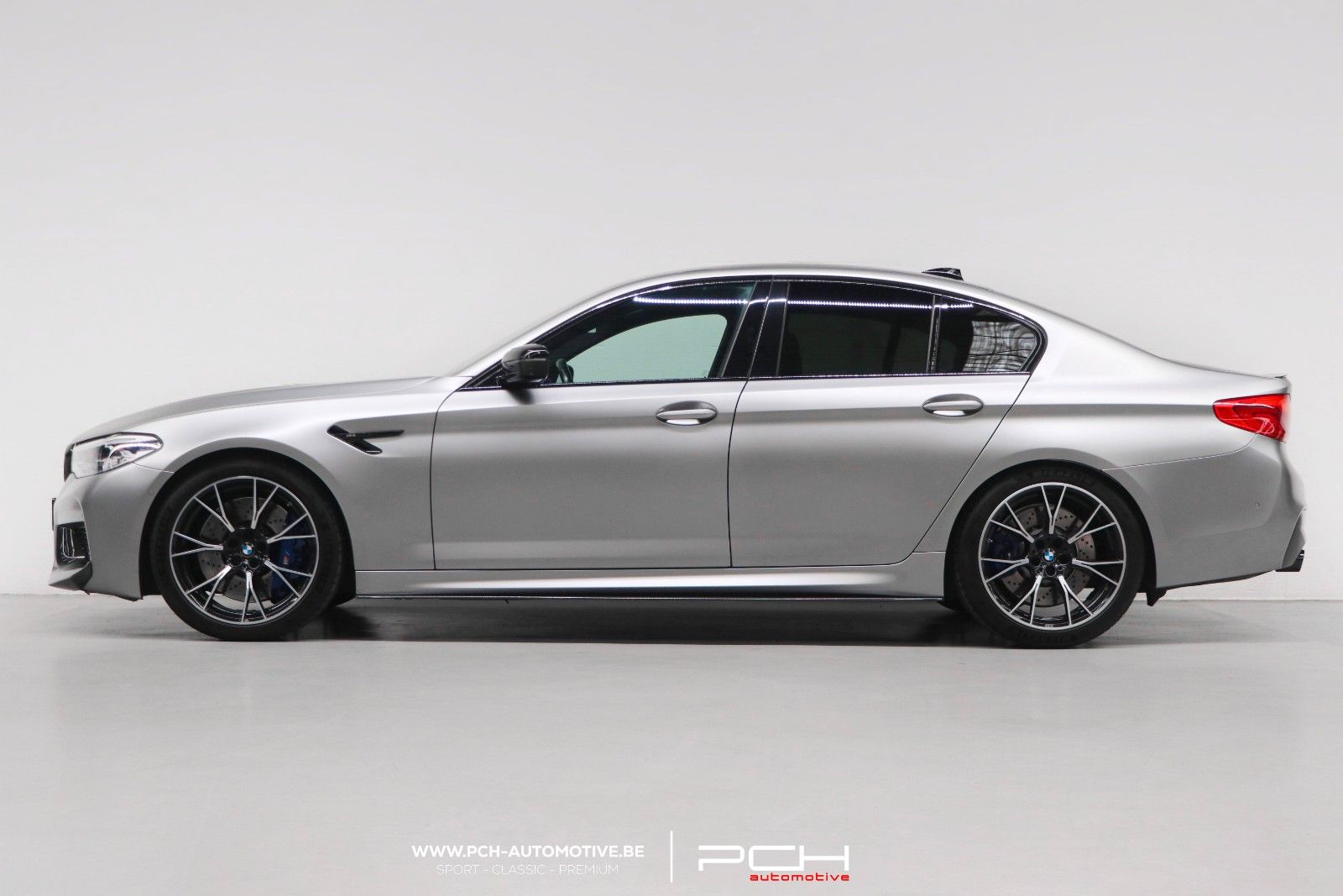 BMW M5 Competition xDrive 4.4 V8 625hp - FULL - imagem 3