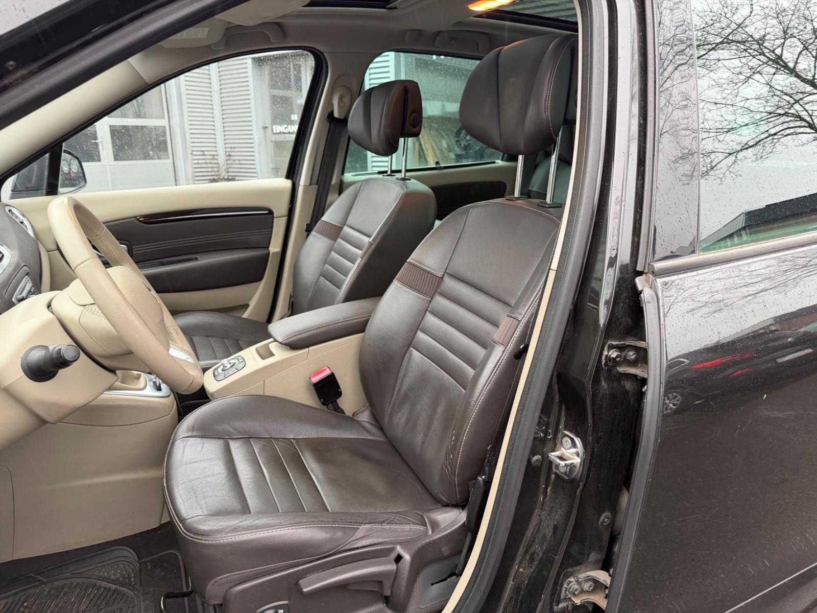 Renault Scenic 2010 — photo 7