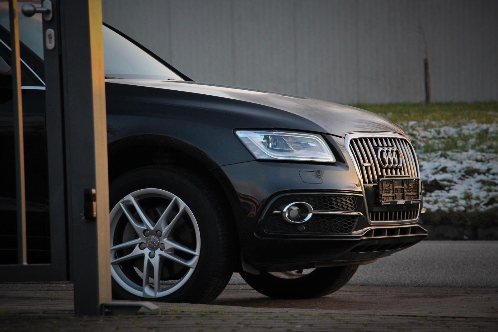 Audi Q5 3.0 TFSI quattro S-Line AHK/Pano/BO/Totwinkel