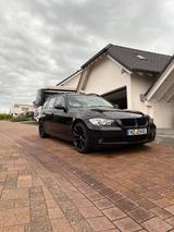 BMW e91 320i - BMW 320 aus 2007: Kombi, 320i