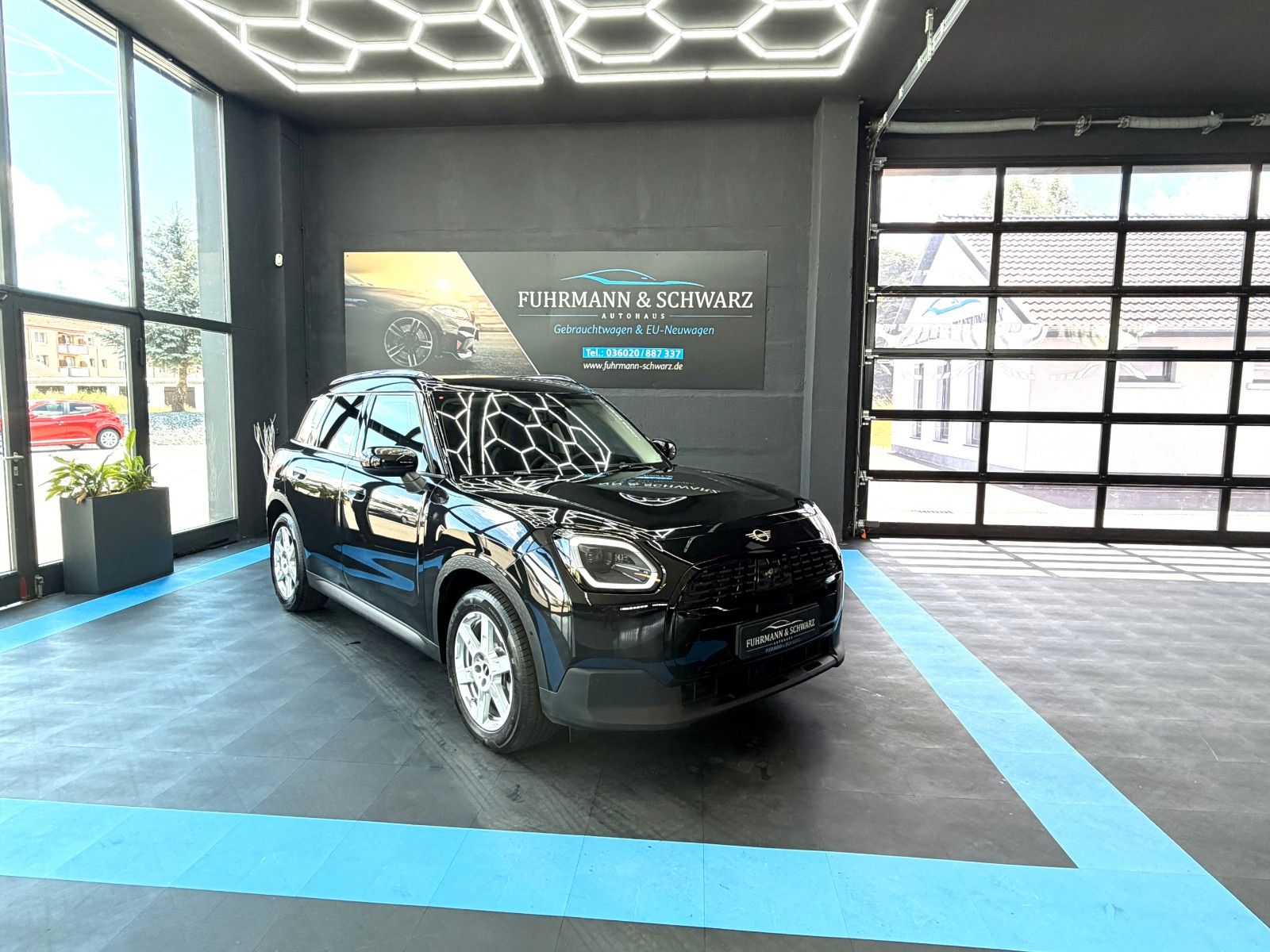 MINI Countryman C (Cooper) 2024, 1.5 benzīns, Automāts, SUV/Apvidus, Melns — Latvijā