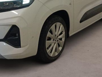 Fotografie des Opel Combo Life GS 1.5D AT Navi Kamera LED Sitzheizg