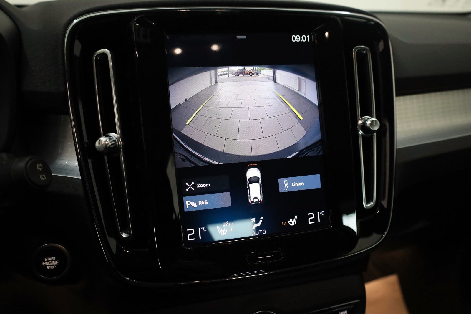 Fahrzeugabbildung Volvo XC40 InscriptionT5 Expression,Navi,CarPlay,Kamer