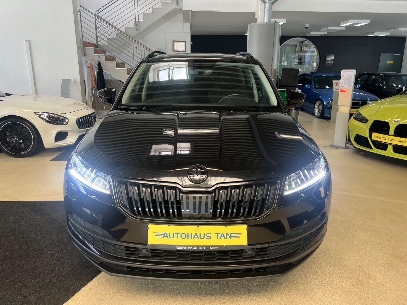 Fahrzeugabbildung SKODA Karoq Clever *4x SITZHEIZUNG*BEHEIZBARES LENKRAD