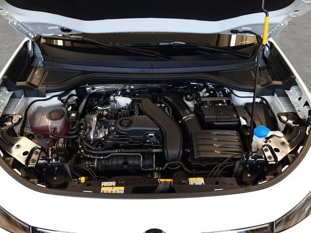 Fahrzeugabbildung Volkswagen T-Roc R-Line 1.5eTSI Matrix 18" NEUES MODELL