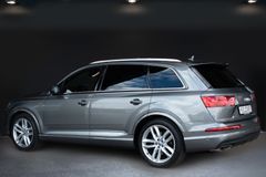 AUDI Q7 3.0 TDI quattro S-Line Sport Plus*PSD*AHK*7-S
