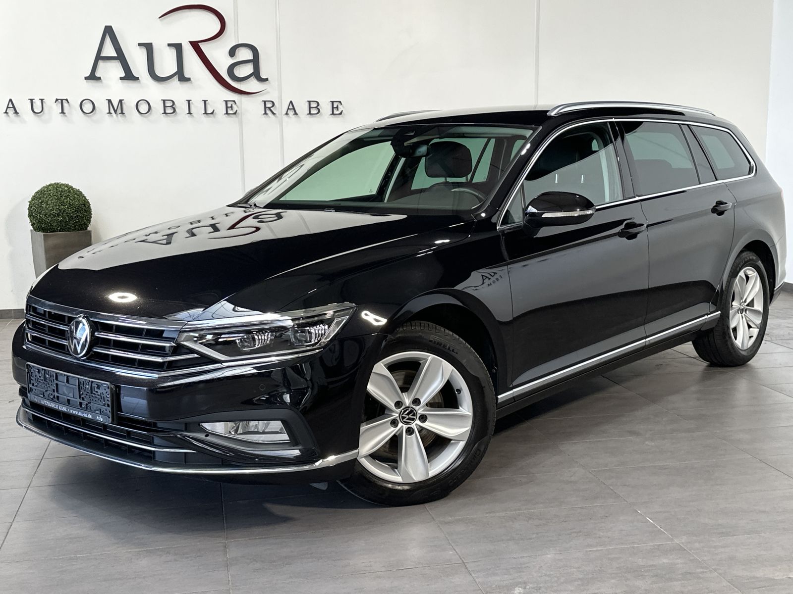 Fahrzeugabbildung Volkswagen Passat Variant 2.0 TDI DSG Elegance NAV+LED+ACC