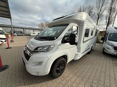 Etrusco T 7300 SB*TV+SAT*SOLAR*HUBBETT*