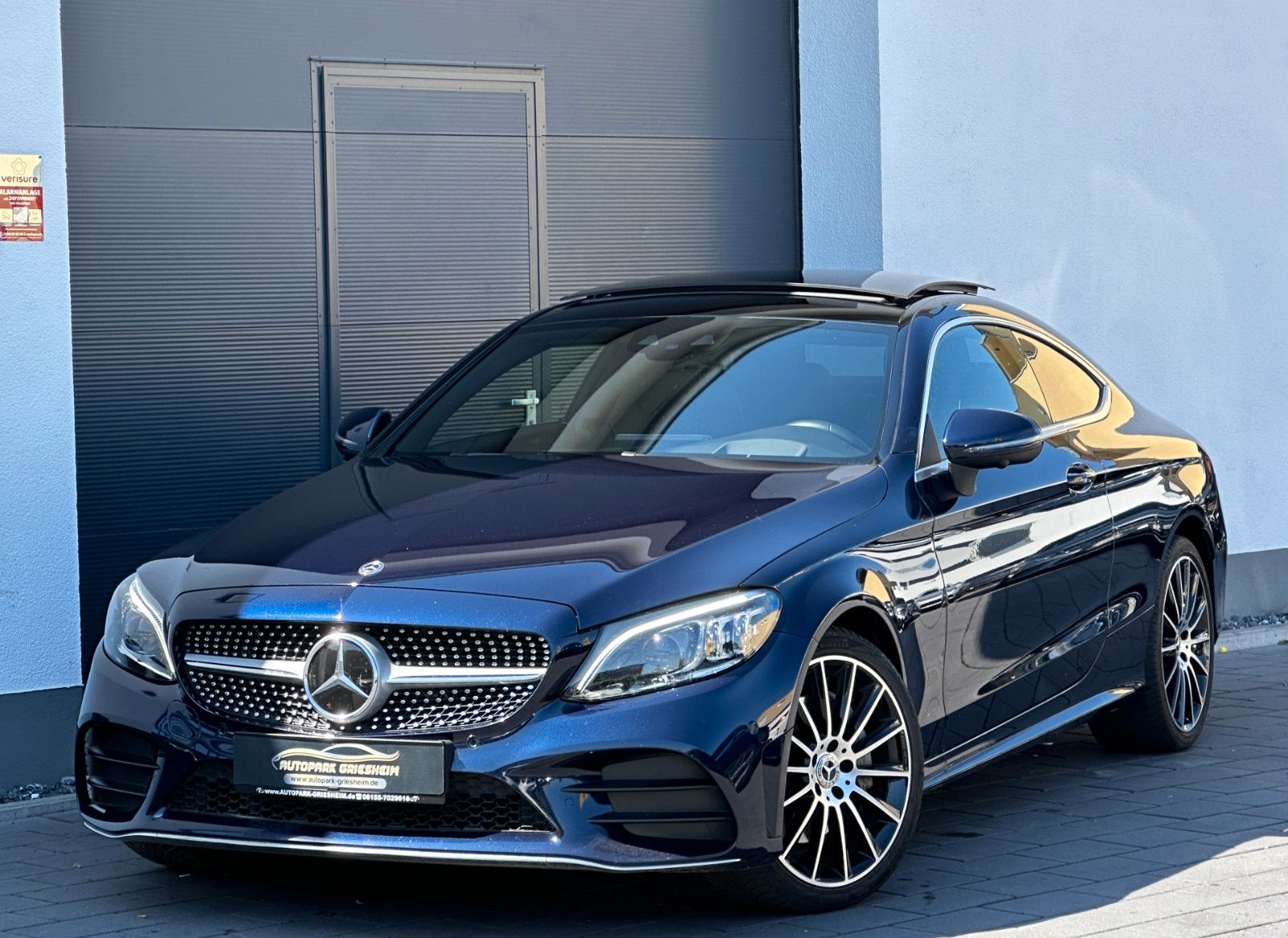MERCEDES-BENZ C 400 4Matic*AMG*PANO*BURM*SPUR*M-BEAM*ACC+*360°
