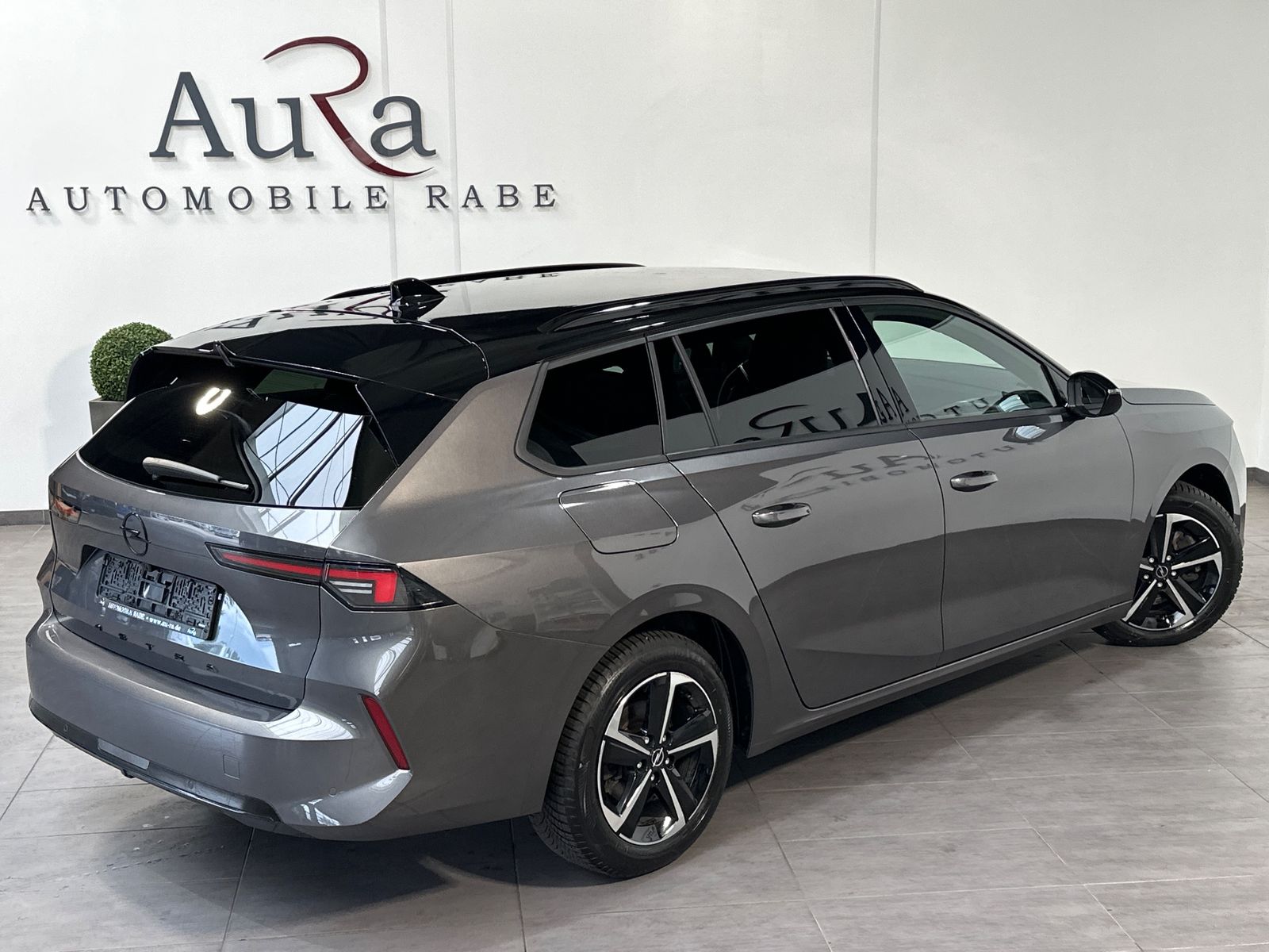 Fahrzeugabbildung Opel Astra Sports Tourer 1.5 D Automatik GS NAV+LED