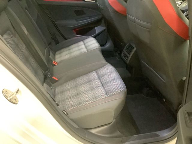 Golf GTI 2,0 TSI 180 kW DSG  Matrix, Standheizun