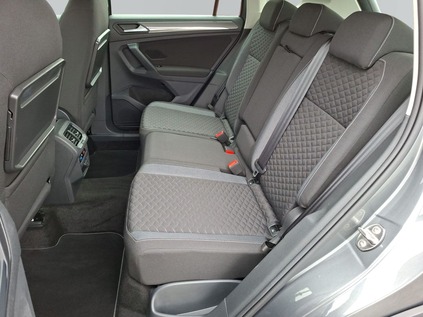 Tiguan 1.5 TSI Join *Navi*ACC*SHZ*PDC*17''-LM*