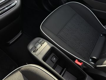 Fiat 500e Cabrio CARPLAY KLIMAA LKA