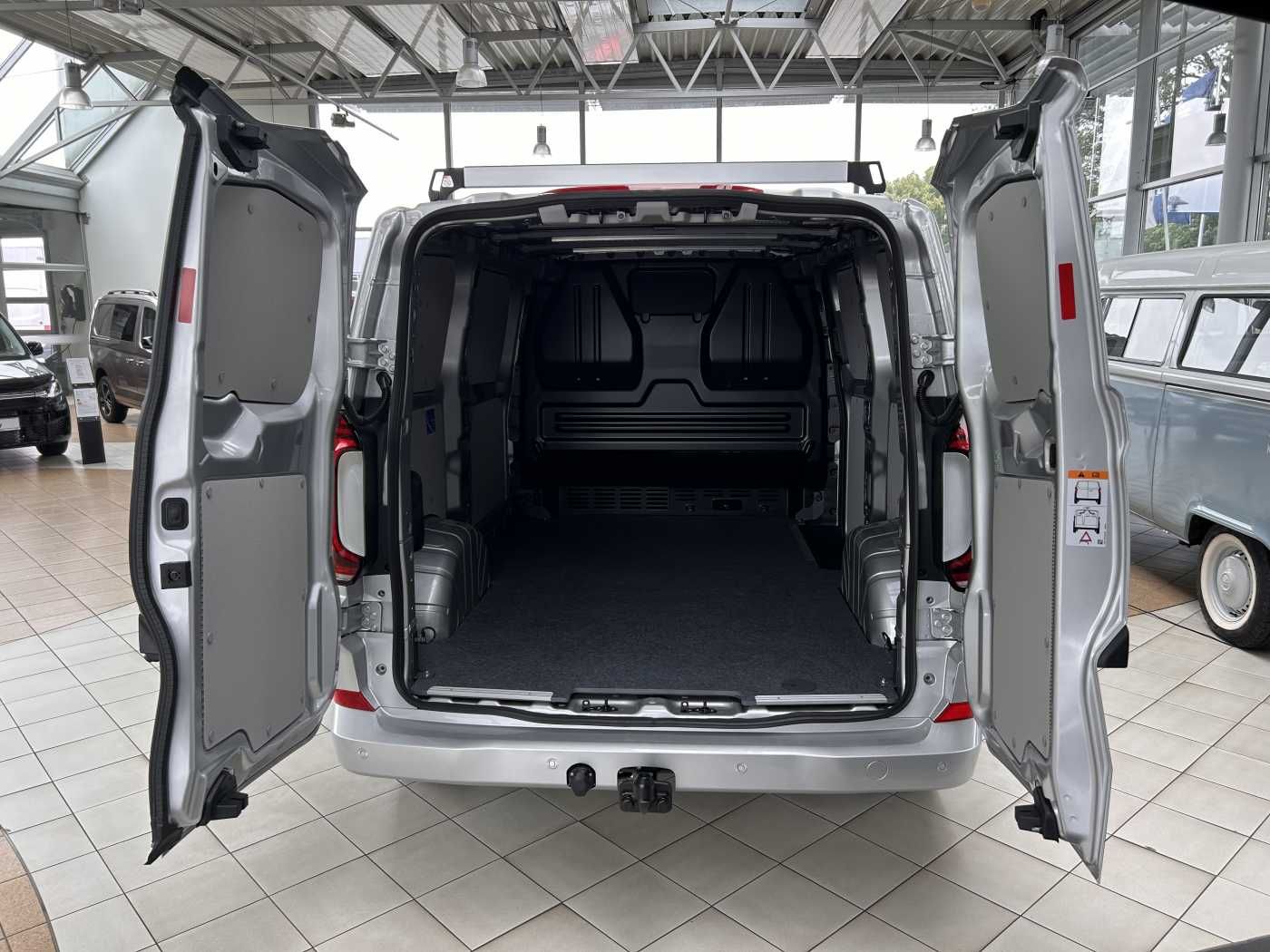 Volkswagen T7 Transporter - Bild 5