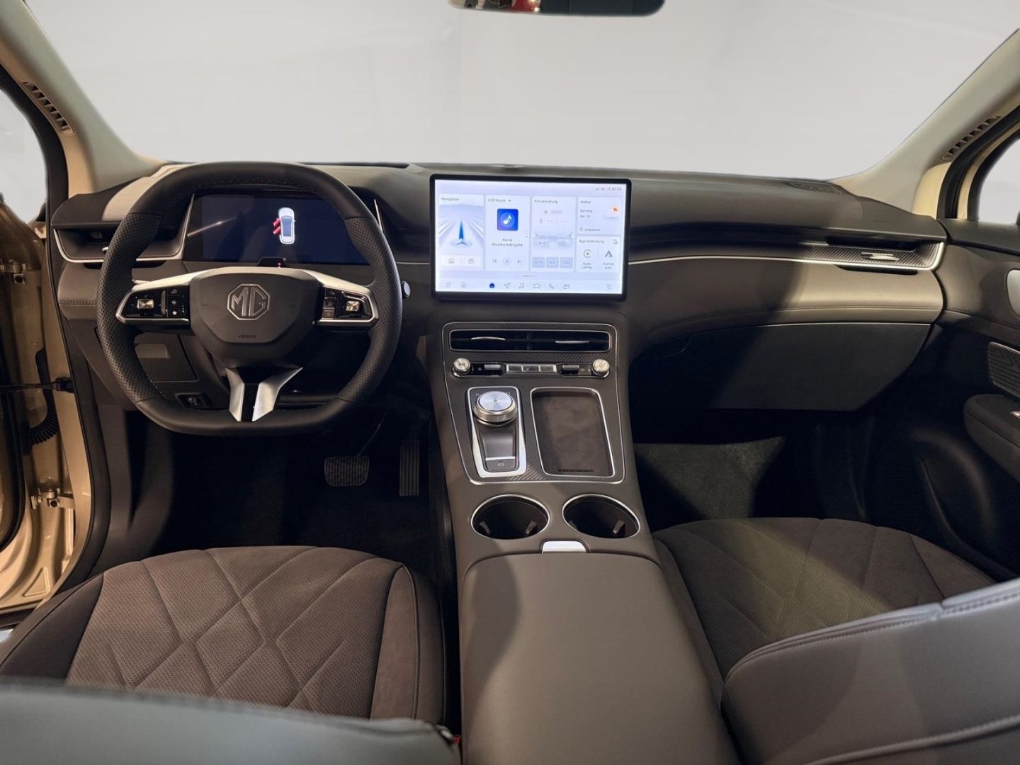 MG S6 EV