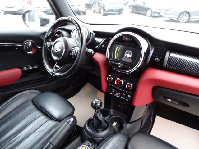 Fahrzeugabbildung MINI Cabrio Cooper S/1.Hd/Leder/Navi/PDC/51TKM/