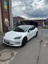 Tesla Model 3 Performance, Ryzen & Ultraschall