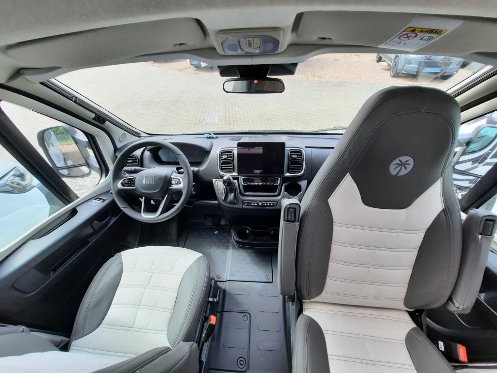 Fahrzeugabbildung Sunlight T 67 Adventure Edition Verfüg./Sparen Sie 4.086.