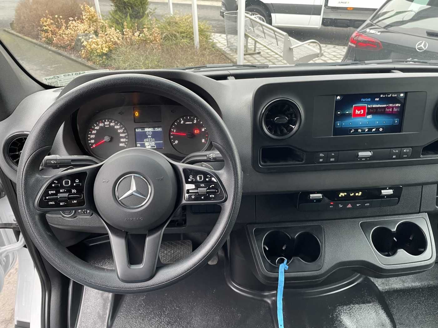 Fahrzeugabbildung Mercedes-Benz Sprinter 317 CDI DoKa/Mixto Autom AHK3,5 Klima