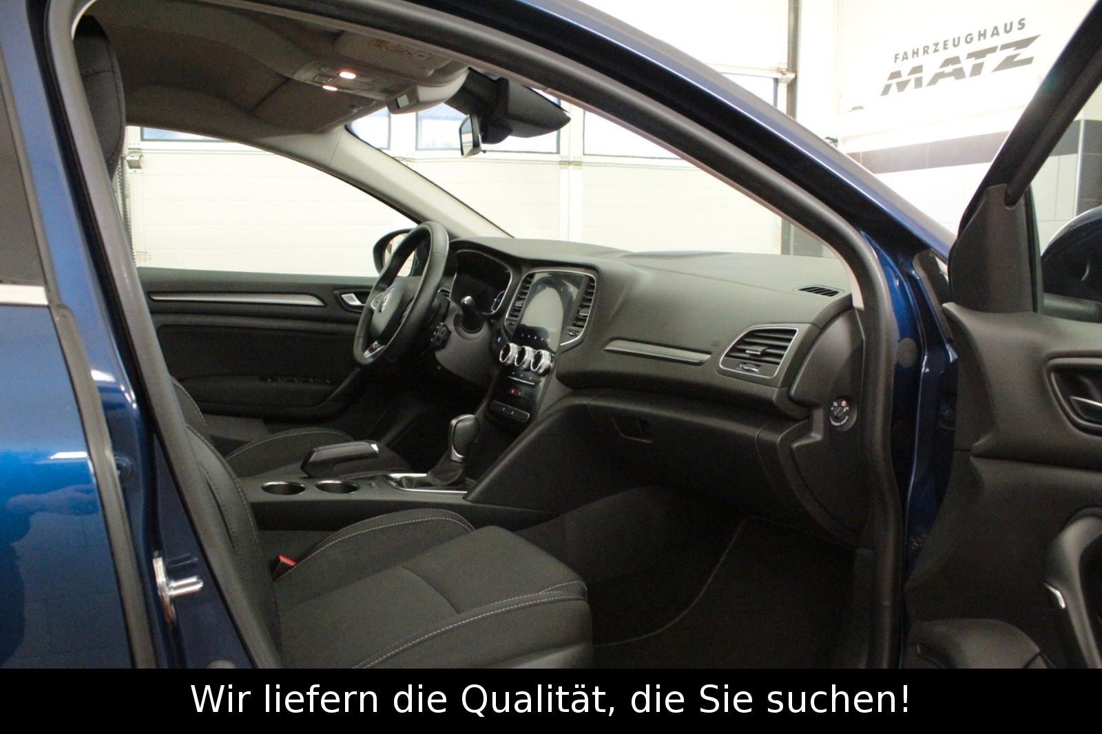 Fahrzeugabbildung Renault Megane TCe 140 EDC Zen Grdt.*R-Link*Sitzhzg*