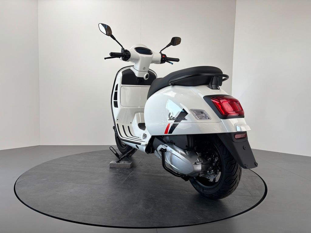 Fahrzeugabbildung Vespa GTS 310 FL SuperSport *NEUFAHRZEUG 2026*