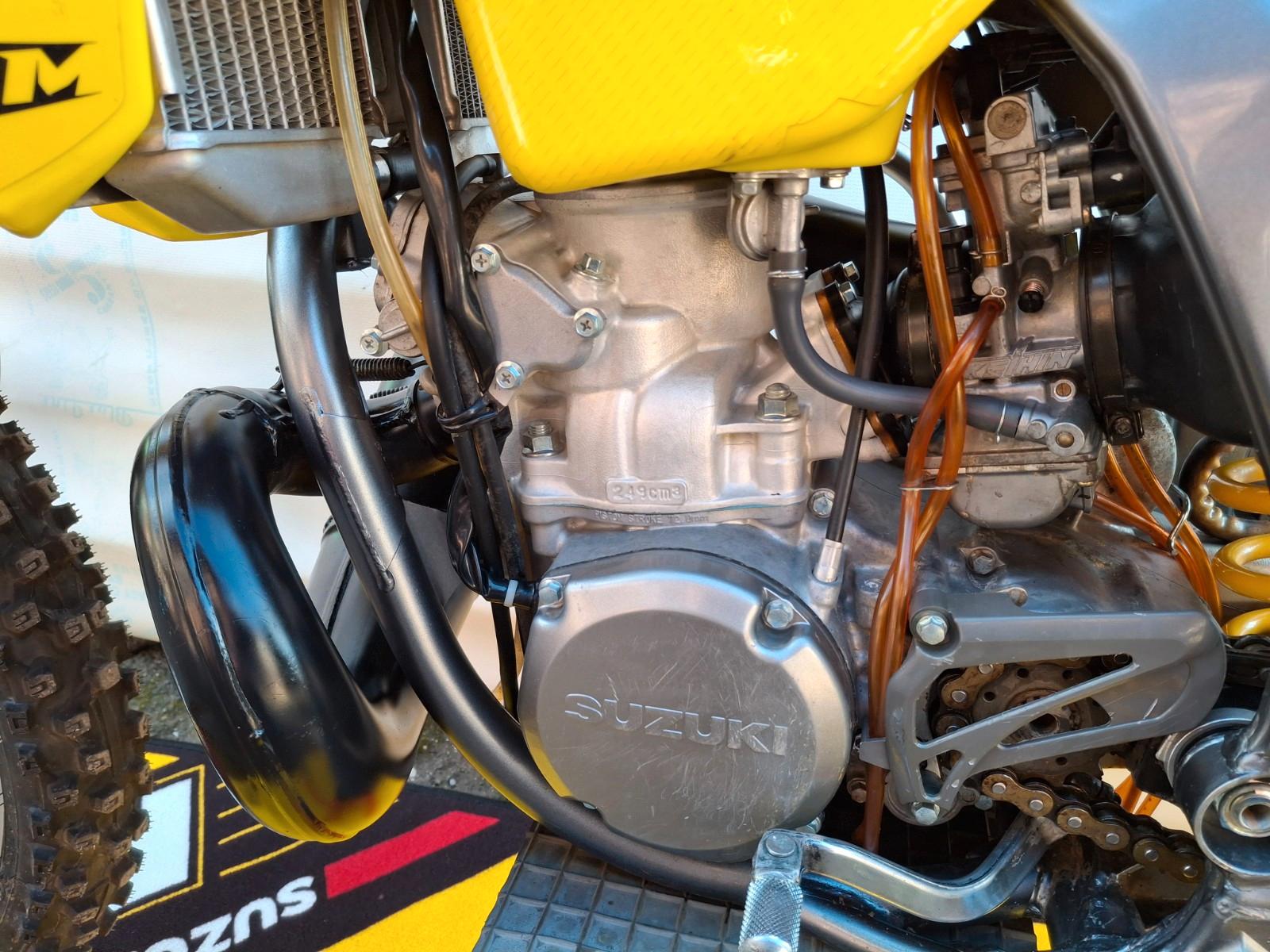 Suzuki  2004 — photo 11