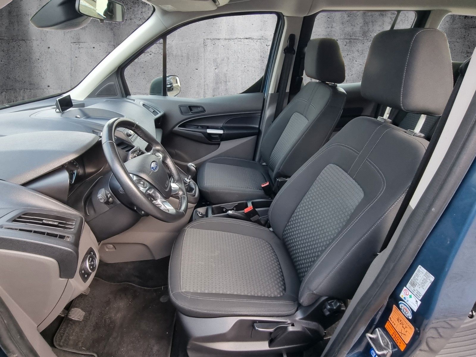 Fahrzeugabbildung Ford Tourneo Connect Trend