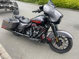 Harley-Davidson Street Glide CVO FLHXSE 