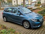 Mercedes-Benz B 220 4MATIC  - Mercedes-Benz B 220 Gebrauchtwagen