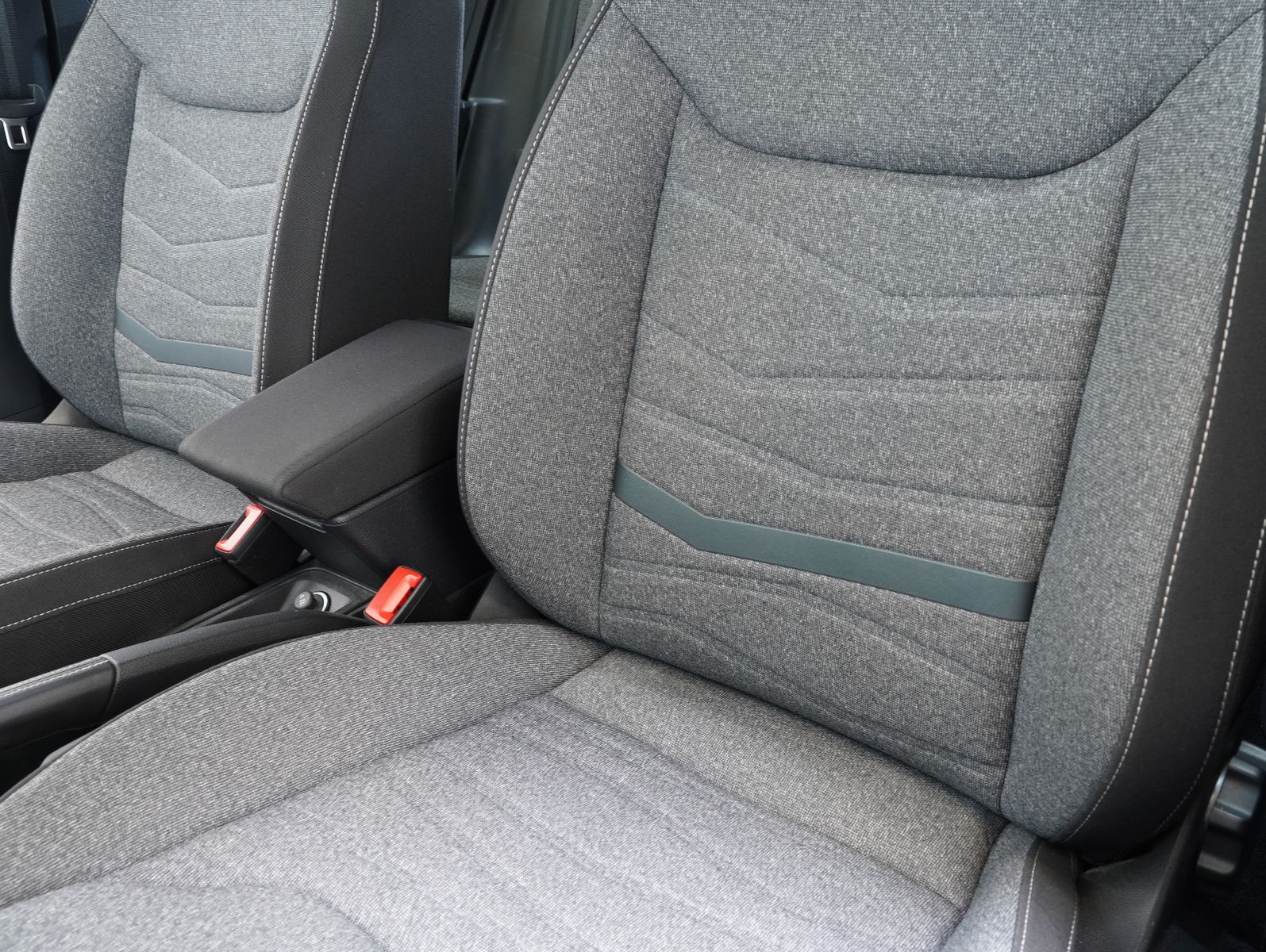 Fahrzeugabbildung SEAT Arona 1.0 TSI Xperience