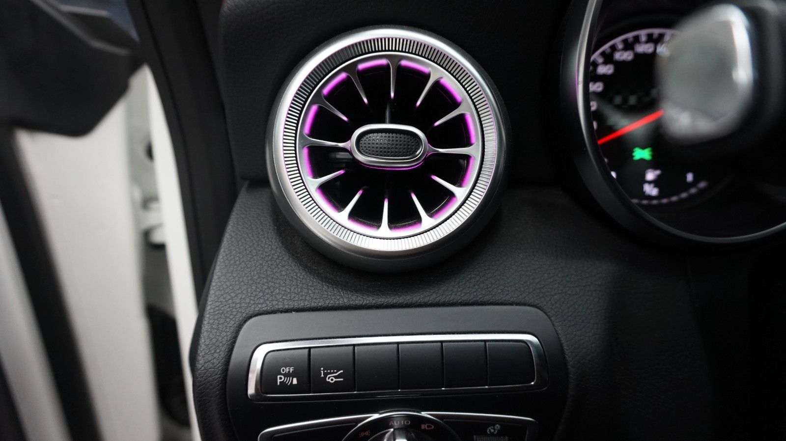 Fahrzeugabbildung Mercedes-Benz C 43 AMG C Coupe 4Matic Scheckheft gepflegt