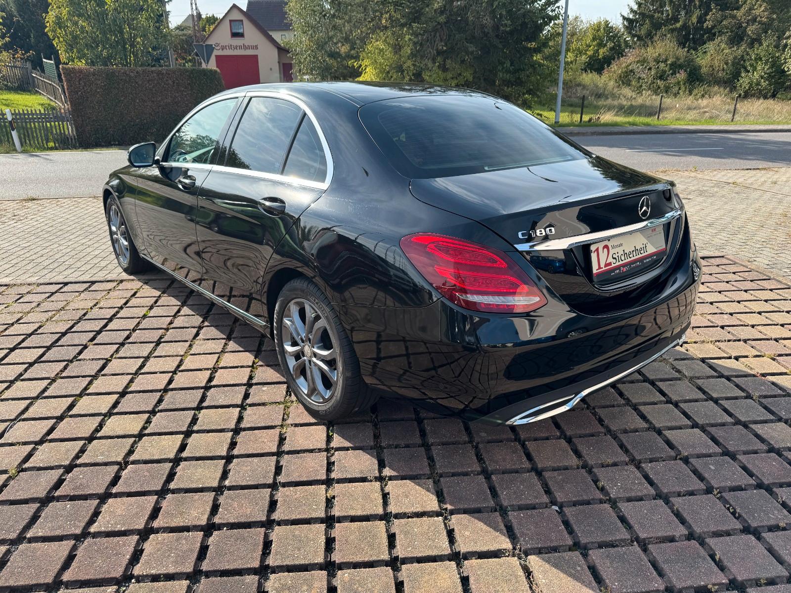 Mercedes-Benz C 180  Limousine Avantgarde mit LED