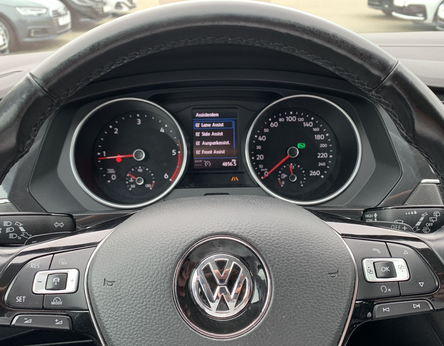 Fahrzeugabbildung Volkswagen Tiguan Allspace 2.0 TDI*Highline*4Motion*AHK*Cam