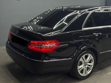 Mercedes E 200 - 6
