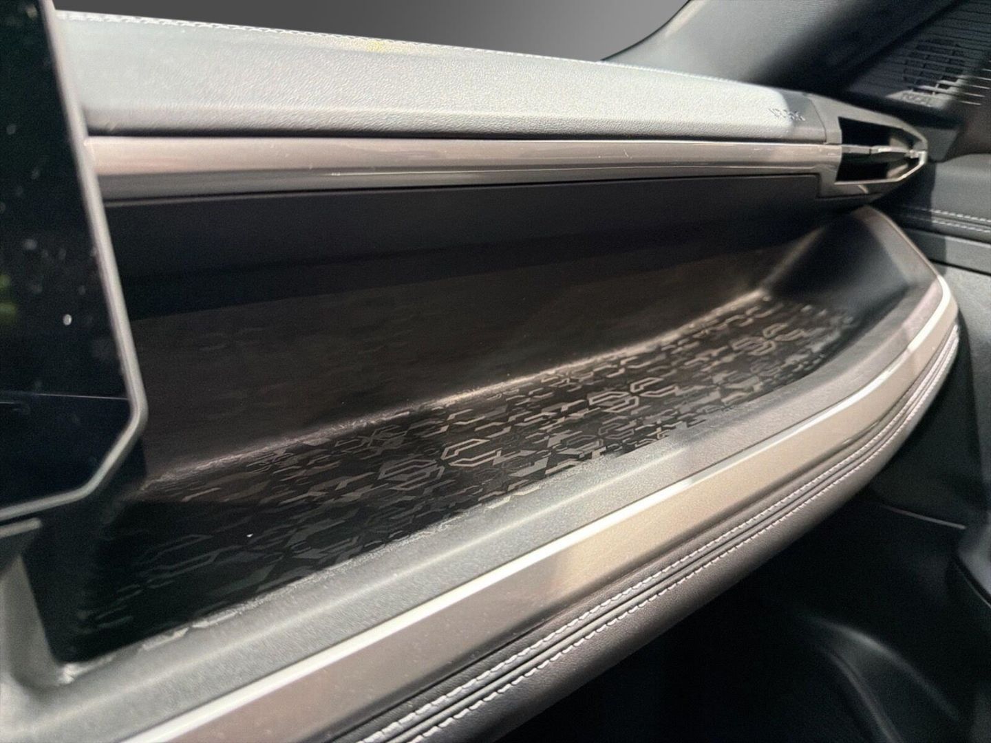 Fahrzeugabbildung Jeep Compass BEV MY26 FIRST EDITION PANO VOLL