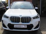 BMW iX1 30xDrive M Sportpaket Kam. Wärmepumpe SoH 97 - BMW: 1.9