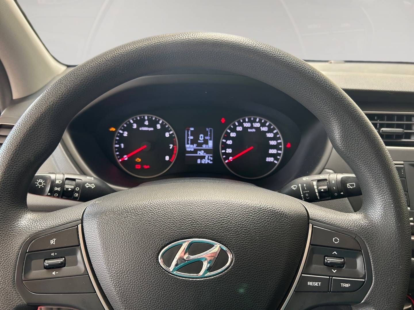 Fahrzeugabbildung Hyundai New i20 5-Türer Facelift | 1.2 Benzin M/T 75PS S