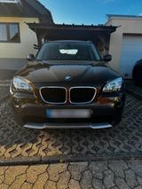 BMW X1 E84 sDrive 18i  gepflegt, top Zustand - BMW: E84